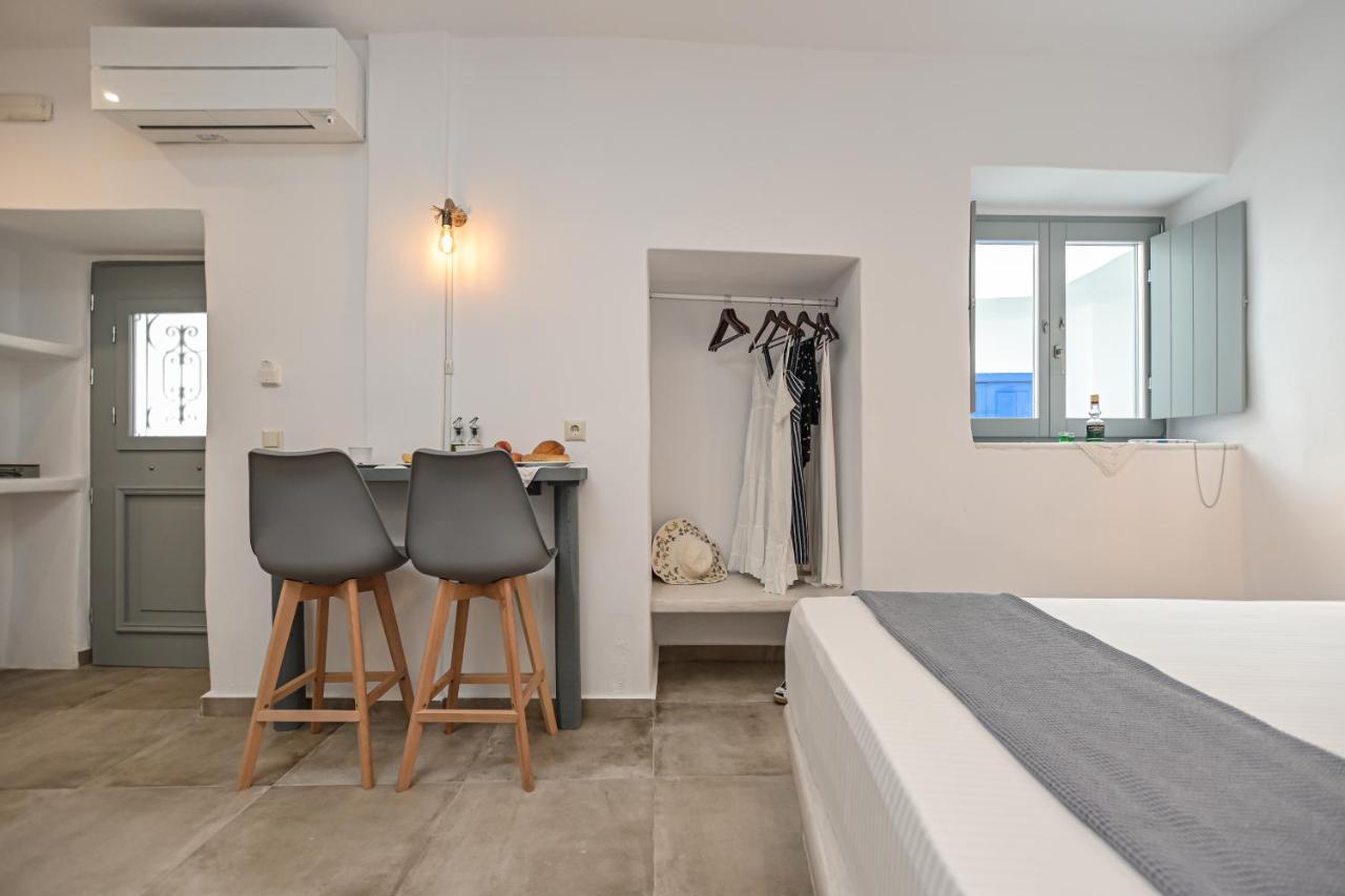 Venetian Suites II Naxos City Exteriör bild
