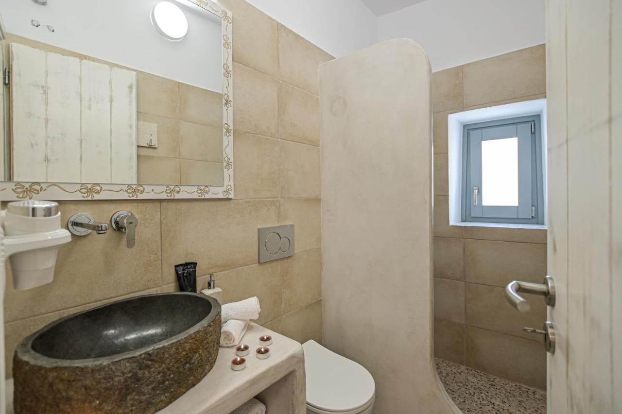 Venetian Suites II Naxos City Exteriör bild