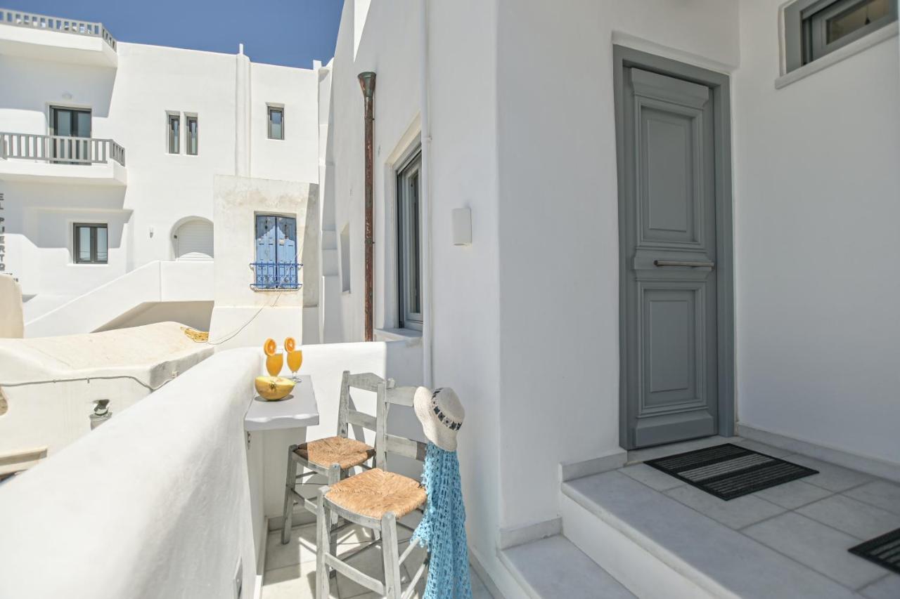 Venetian Suites II Naxos City Exteriör bild