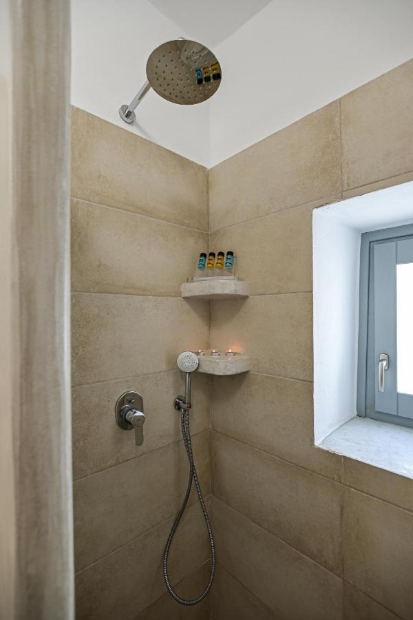 Venetian Suites II Naxos City Exteriör bild