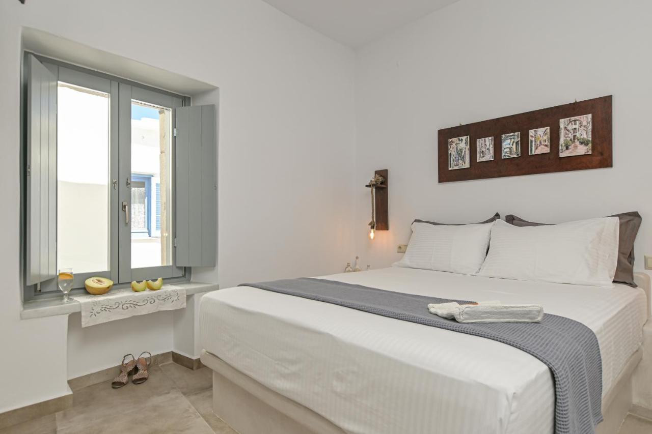 Venetian Suites II Naxos City Exteriör bild